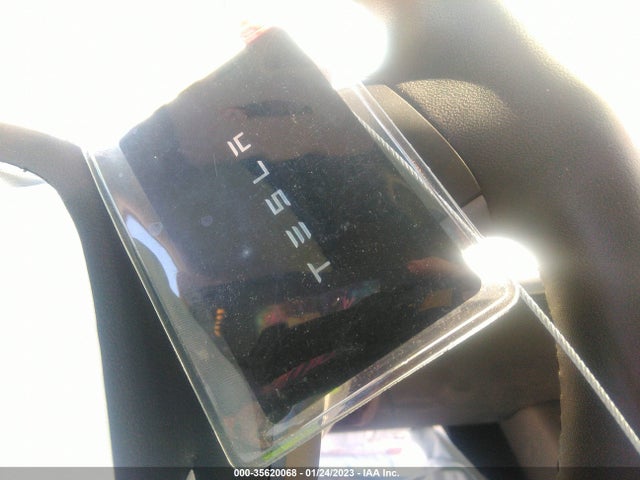 Tesla Model 3 Standard Range 2020 5YJ3E1EA4LF615503 Image 3