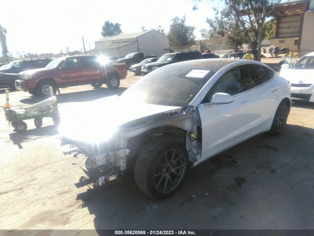 Tesla Model 3 Standard Range 2020 5YJ3E1EA4LF615503 Image 2
