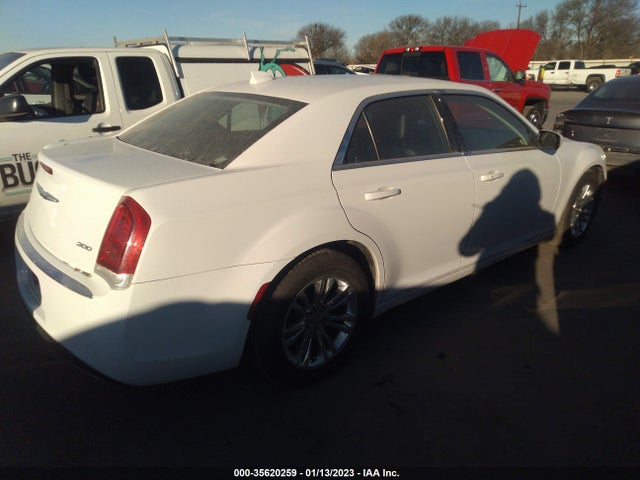 2C3CCAAG5HH662254 Chrysler 300 Limited