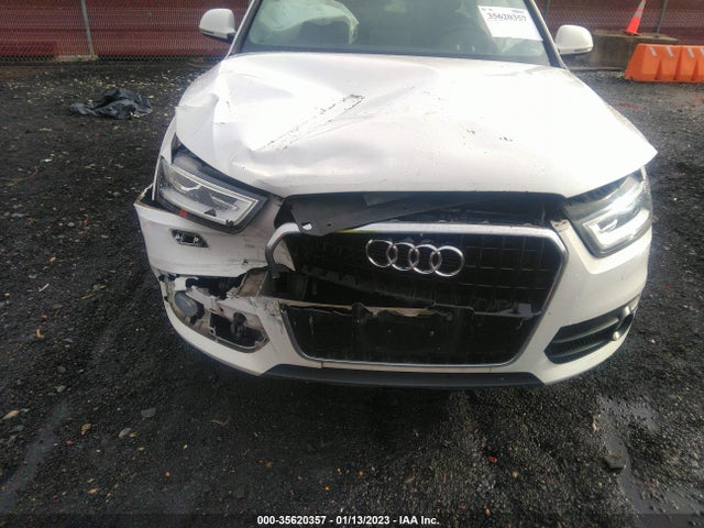WA1EFCFS1FR005768 Audi Q3 2.0t Premium Plus