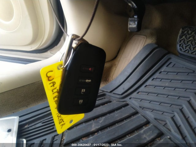 Lexus ES 350 2014 JTHBK1GG6E2146599 Image 3