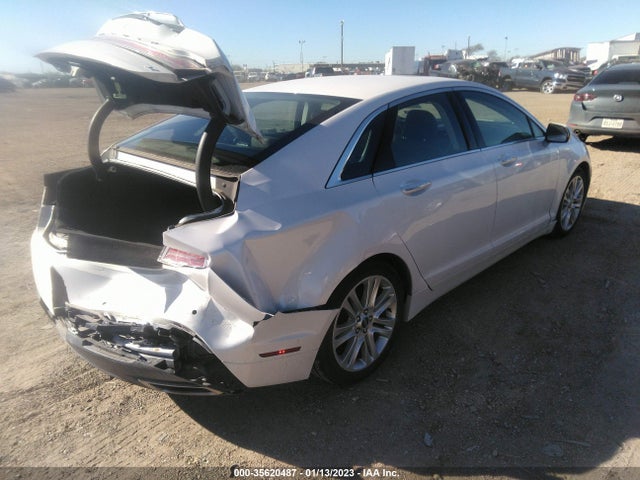 2016 Lincoln MKZ, VIN: 3LN6L2GK2GR633383