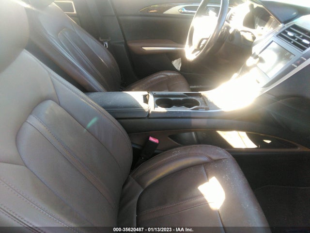 2016 Lincoln MKZ, VIN: 3LN6L2GK2GR633383