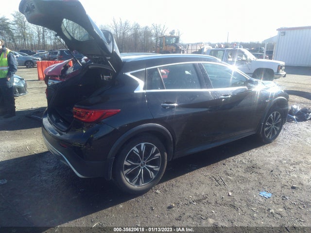 2019 Infiniti QX30, VIN: SJKCH5CR7KA007728