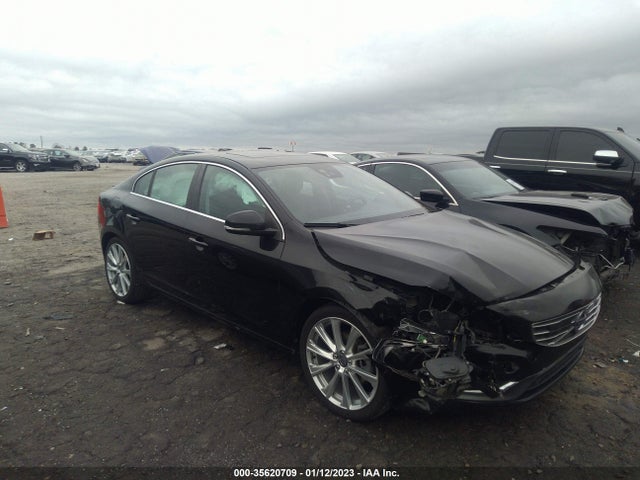 2018 Volvo S60, VIN: LYV402HMXJB173002