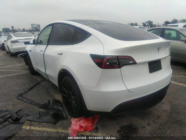 Tesla Model Y Long Range 2021 5YJYGDEE5MF305740 Image 3