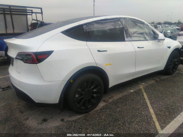 Tesla Model Y Long Range 2021 5YJYGDEE5MF305740 Image 4