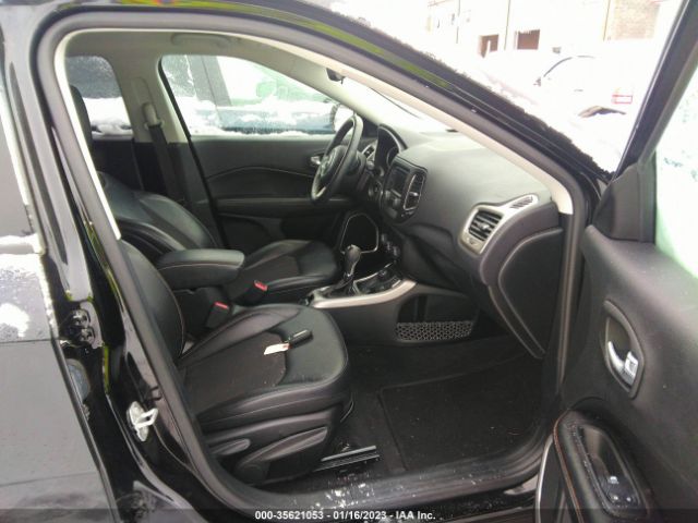 3C4NJDBB2JT201220 Jeep Compass Latitude