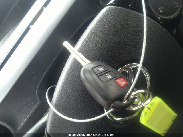 2018 Toyota Prius, VIN: JTDKDTB33J1607933