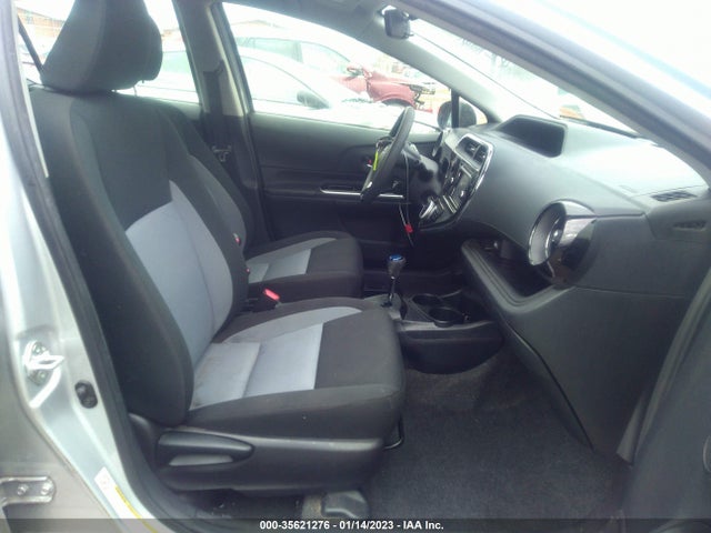 2018 Toyota Prius, VIN: JTDKDTB33J1607933