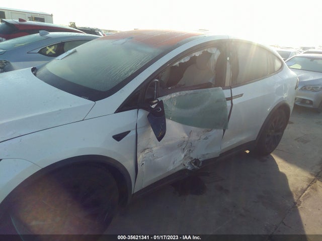 Tesla MODEL X 2022 7SAXCAE50NF357416 Image 7