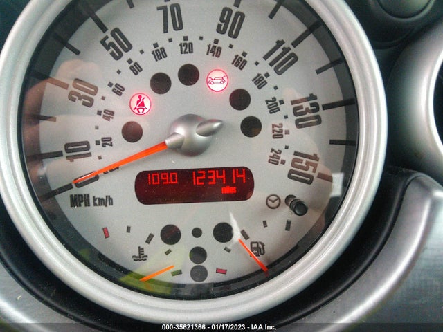 2006 MINI COOPER HARDTOP S VIN: WMWRE33566TN25893