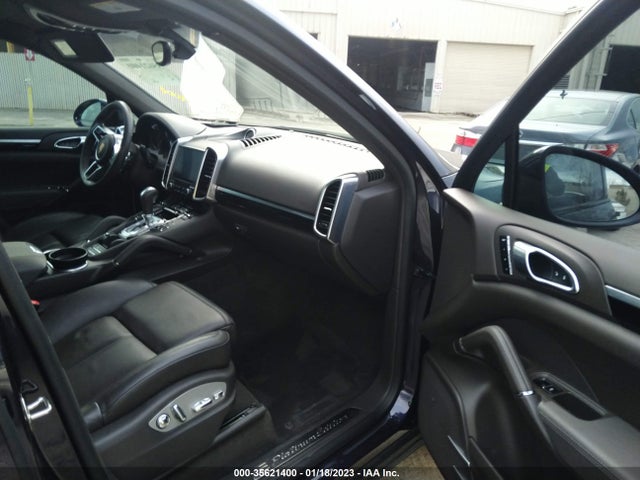 2018 Porsche Cayenne, VIN: WP1AA2A28JKA05111