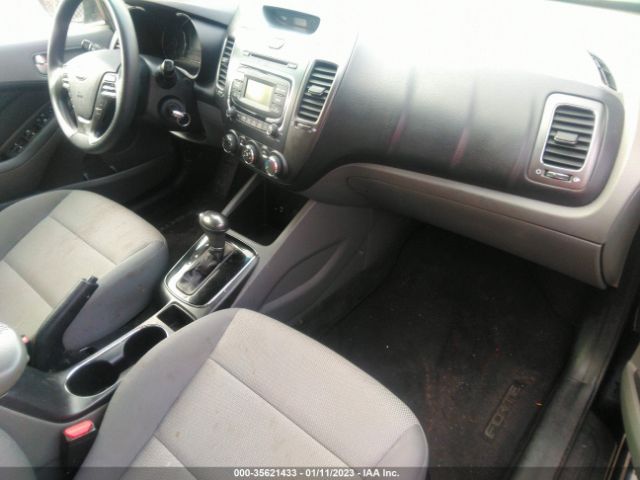 3KPFK4A76JE229394 KIA FORTE LX