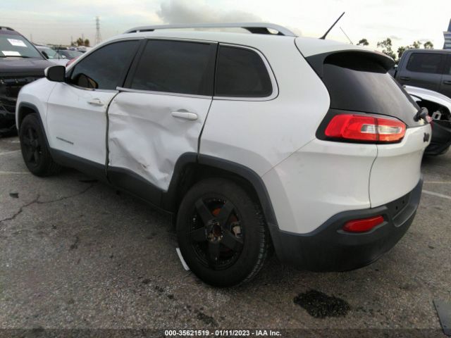 1C4PJLCB8FW670167 Jeep Cherokee Latitude