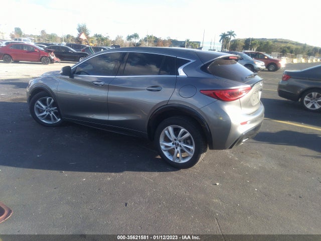 2018 Infiniti QX30, VIN: SJKCH5CP8JA056109