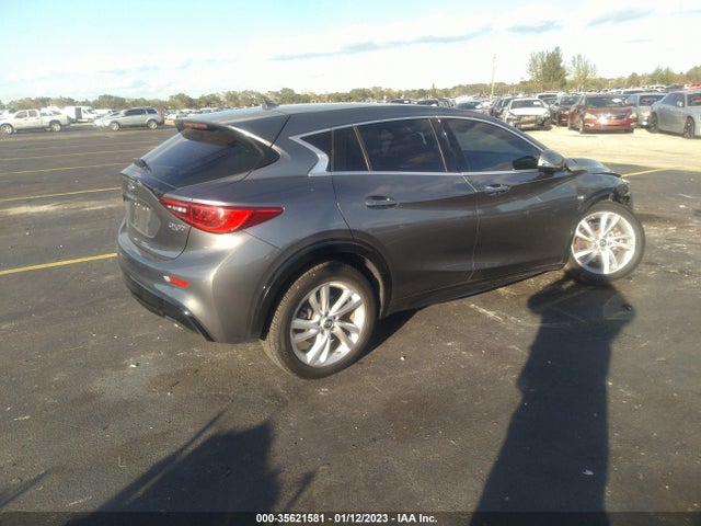 2018 Infiniti QX30, VIN: SJKCH5CP8JA056109