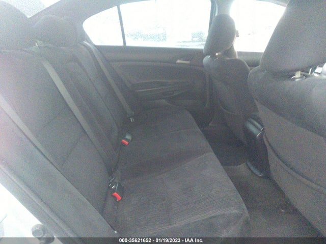 2011 HONDA ACCORD SDN LX VIN: 1HGCP2F39BA064400