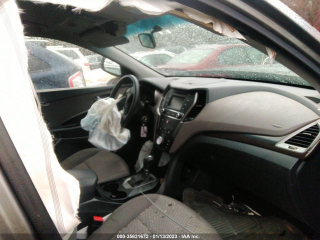 2018 Hyundai Santa Fe, VIN: 5NMZTDLB4JH095361