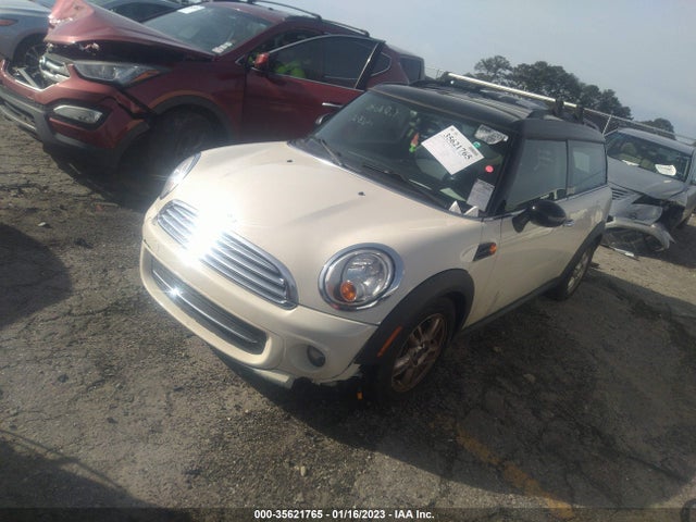 2012 MINI COOPER CLUBMAN WMWZF3C5XCT190503 Photo 1