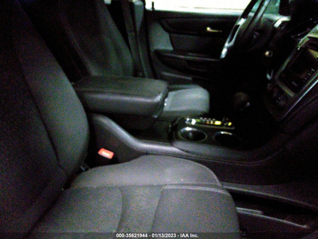 2016 GMC Acadia, VIN: 1GKKVPKD8GJ187290