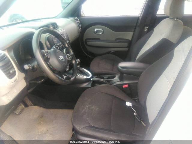 2016 Kia Soul, VIN: KNDJN2A25G7401899