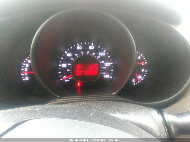 2016 Kia Soul, VIN: KNDJN2A25G7401899