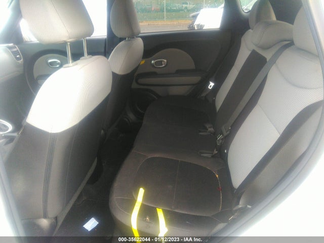 KIA Soul Base 2016 KNDJN2A25G7401899 Image 9