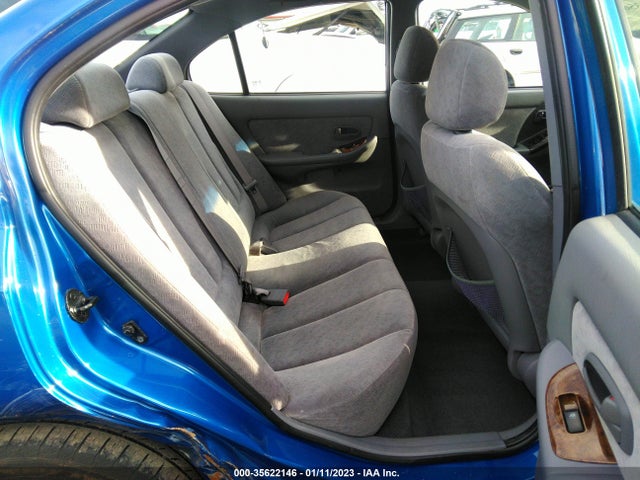 2004 HYUNDAI ELANTRA GLS/GT VIN: KMHDN46DX4U834095
