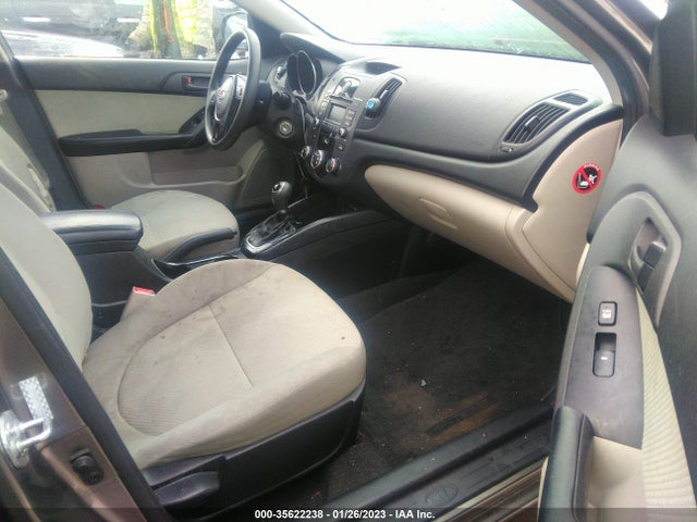 KIA Forte 5-door Ex 2011 KNAFU5A23B5397038 Image 7