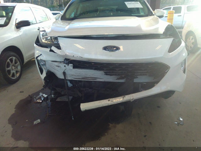 2020 Ford Escape, VIN: 1FMCU9DZ3LUB06756