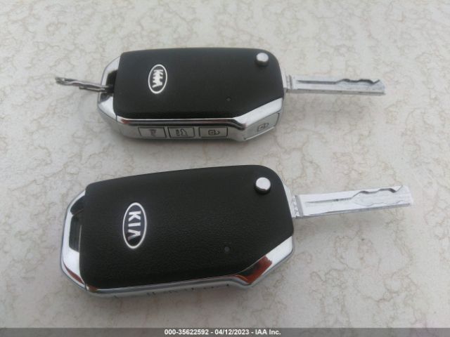 KNDP63AC3M7929586 KIA SPORTAGE S