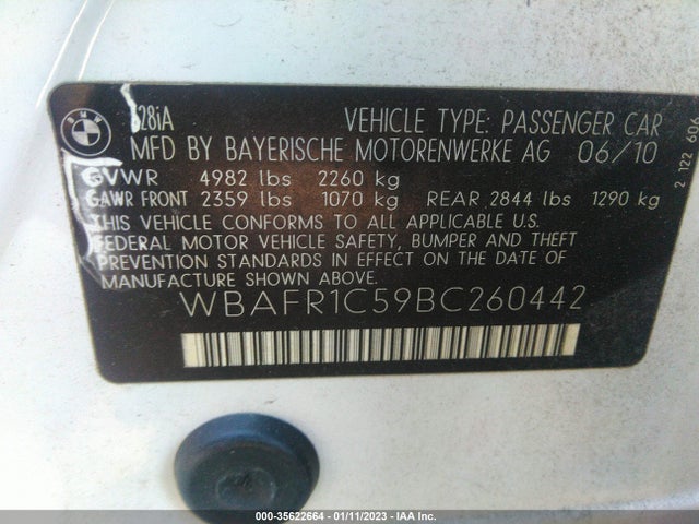 2011 BMW 5 SERIES 528I VIN: WBAFR1C59BC260442