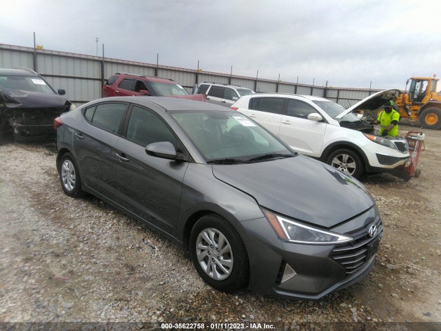 2019 5NPD74LF0KH472080 main image