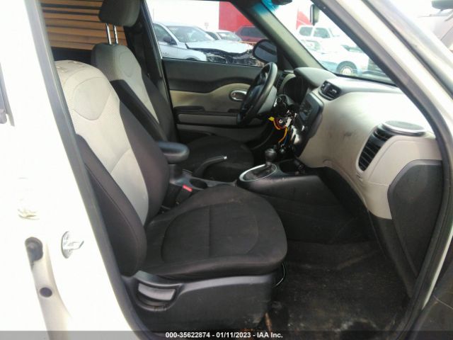 KNDJN2A2XE7047763 KIA Soul Base