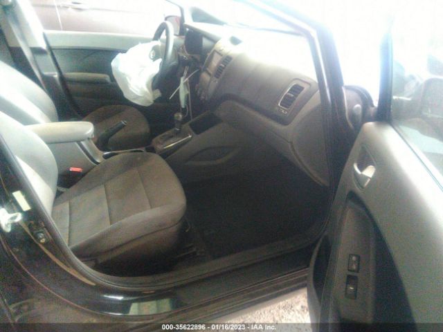 3KPFK4A71JE246443 KIA FORTE LX
