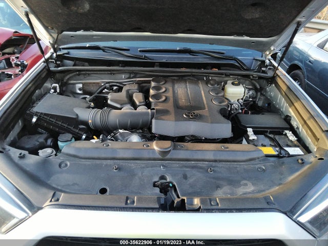 2019 TOYOTA 4RUNNER SR5 VIN: JTEBU5JR2K5718237
