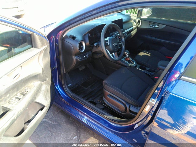 2019 KIA FORTE LXS VIN: 3KPF24AD1KE116377