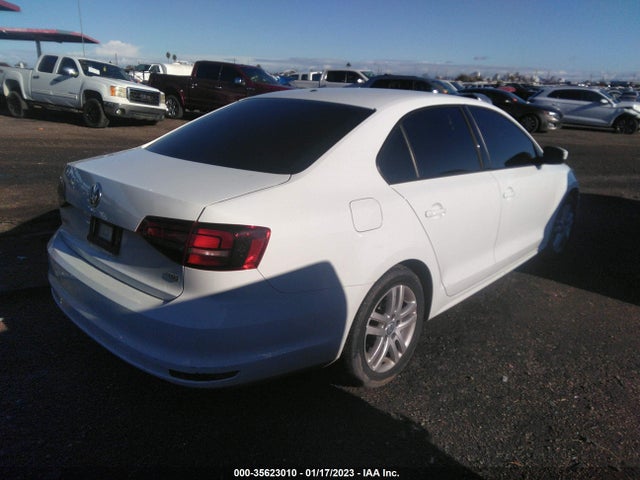 2018 Volkswagen Jetta, VIN: 3VW2B7AJ3JM251724