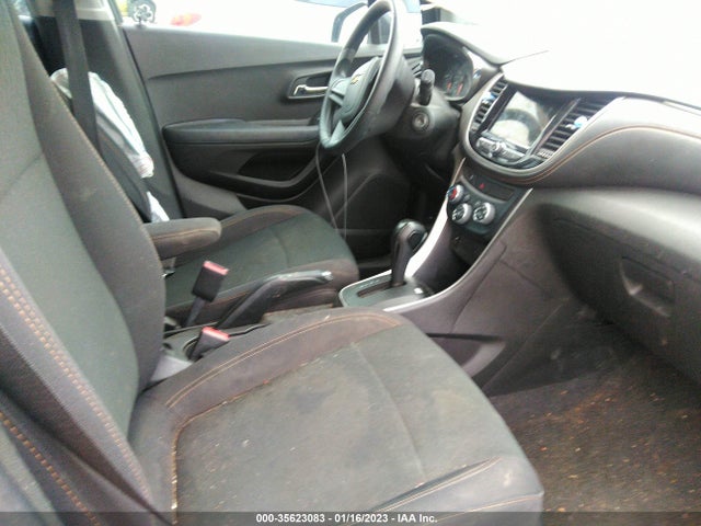 Chevrolet TRAX LS 2019 3GNCJKSB8KL118279 Image 6