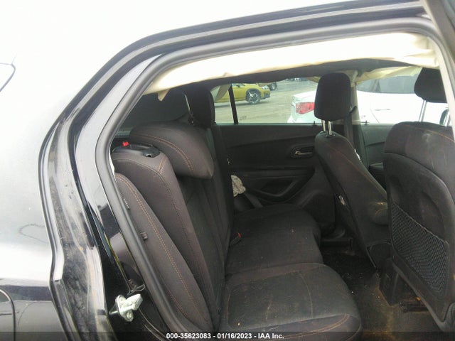 Chevrolet TRAX LS 2019 3GNCJKSB8KL118279 Image 9