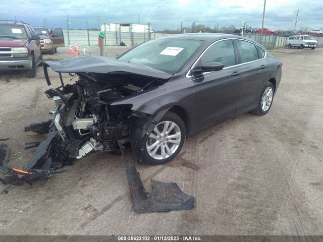 Chrysler 200 Limited Platinum 2017 1C3CCCAB8HN506295 Image 2