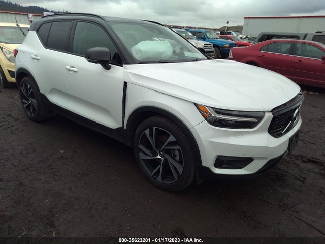 2020 Volvo XC40, VIN: YV4162UM7L2348198