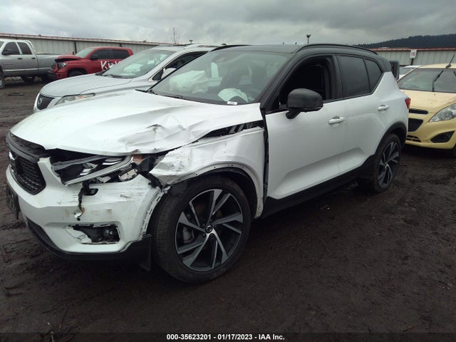2020 Volvo XC40, VIN: YV4162UM7L2348198