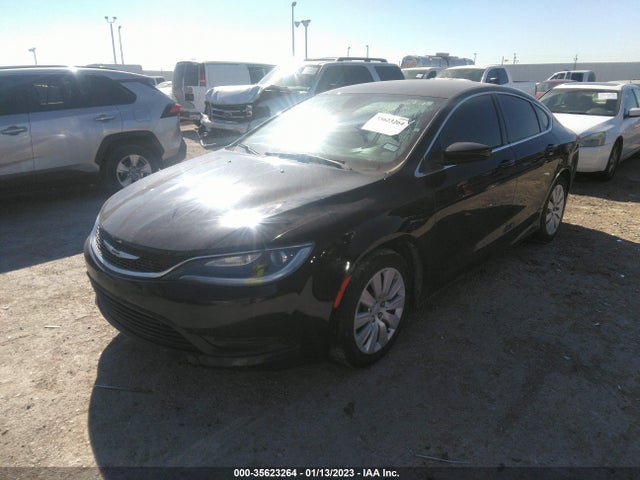 1C3CCCFB8FN567782 Chrysler 200 LX