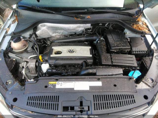 WVGAV3AX2EW551663 Volkswagen Tiguan R-line