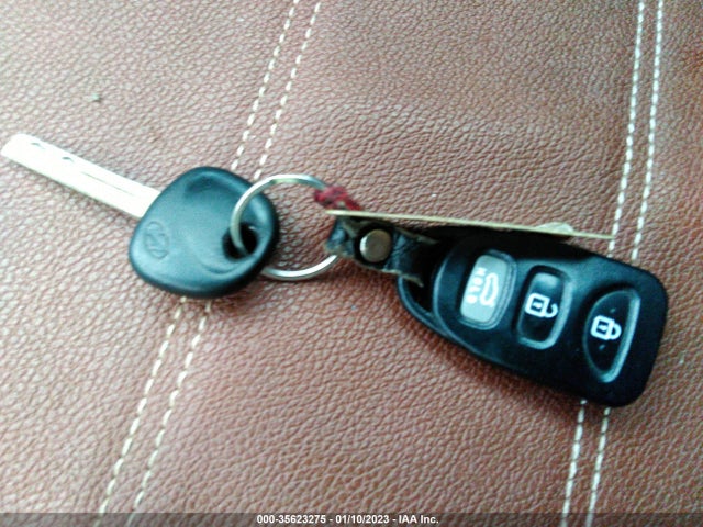 2011 HYUNDAI SONATA GLS PZEV VIN: 5NPEB4AC8BH097597