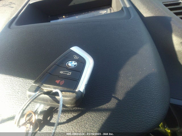 BMW X1 Sdrive28i 2017 WBXHU7C3XH5H33084 Image 3