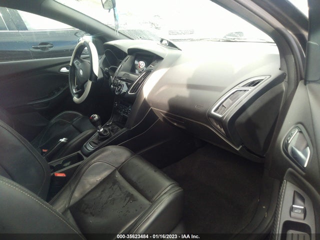 2016 FORD FOCUS ST VIN: 1FADP3L91GL216091