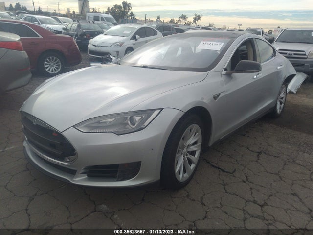 Tesla MODEL S 2013 5YJSA1CNXDFP13661 Image 2
